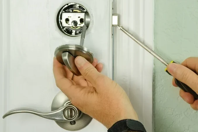Lock Repair locksmith equipment and service example